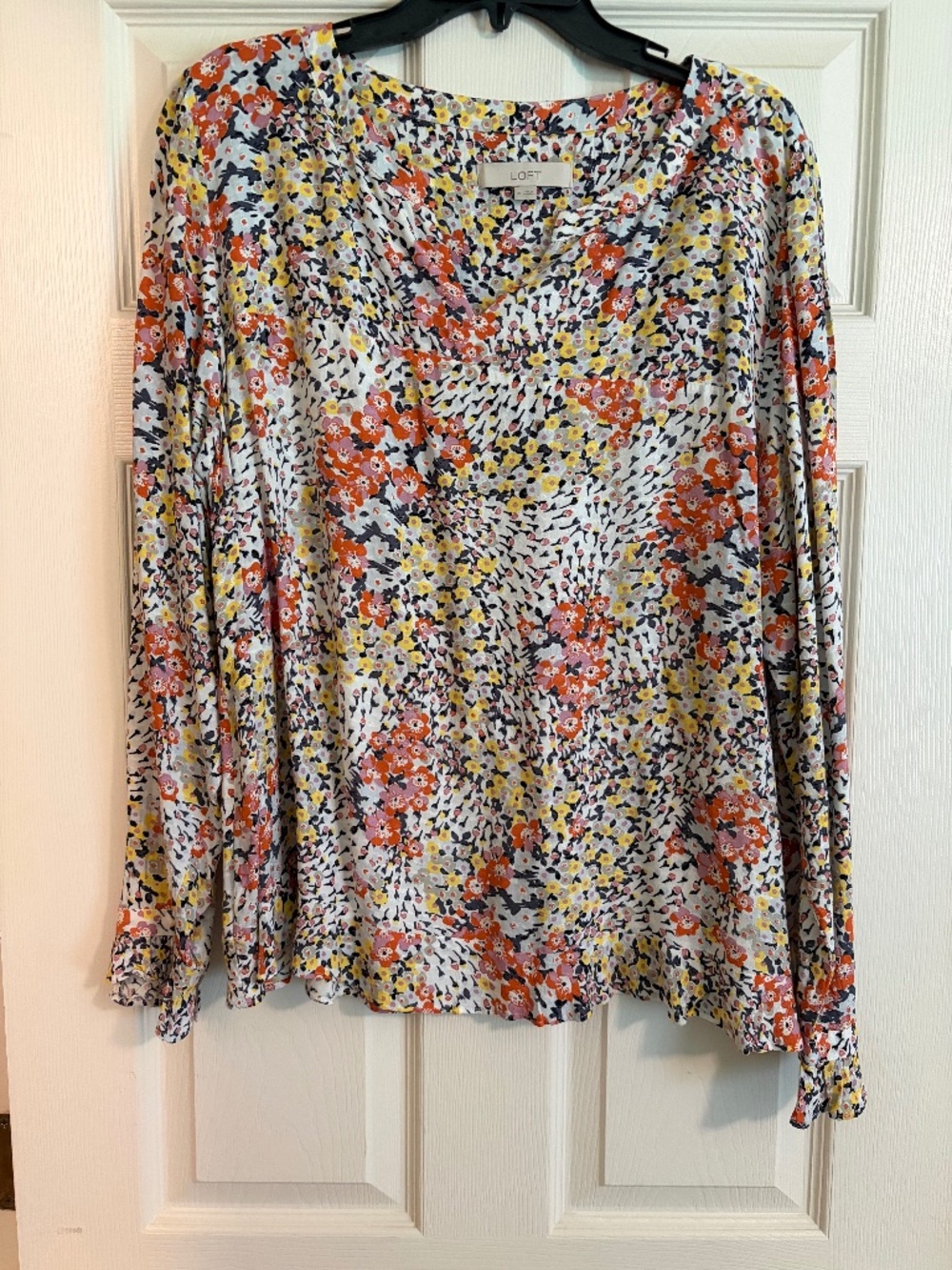 Long-sleeved print blouse